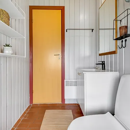 In Vrist For 6 W Sauna & Pet Sj249 Feriehus *